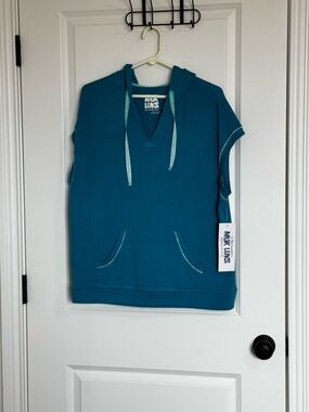Muk Luks Teal Sleeveless Hoodie Top L NWT Kangaroo Pocket